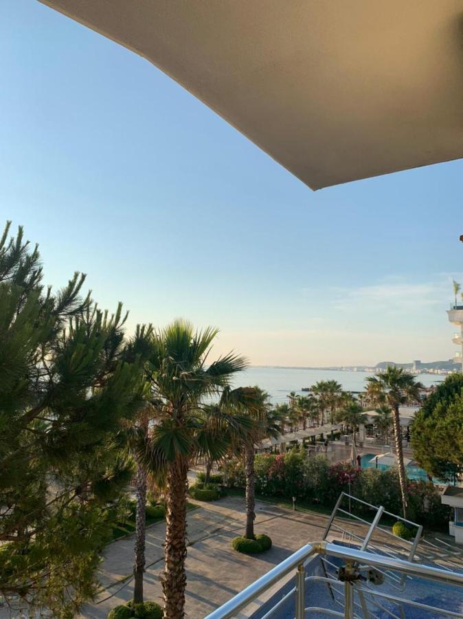 Mia'S Sea View Apartment Golem  Bagian luar foto